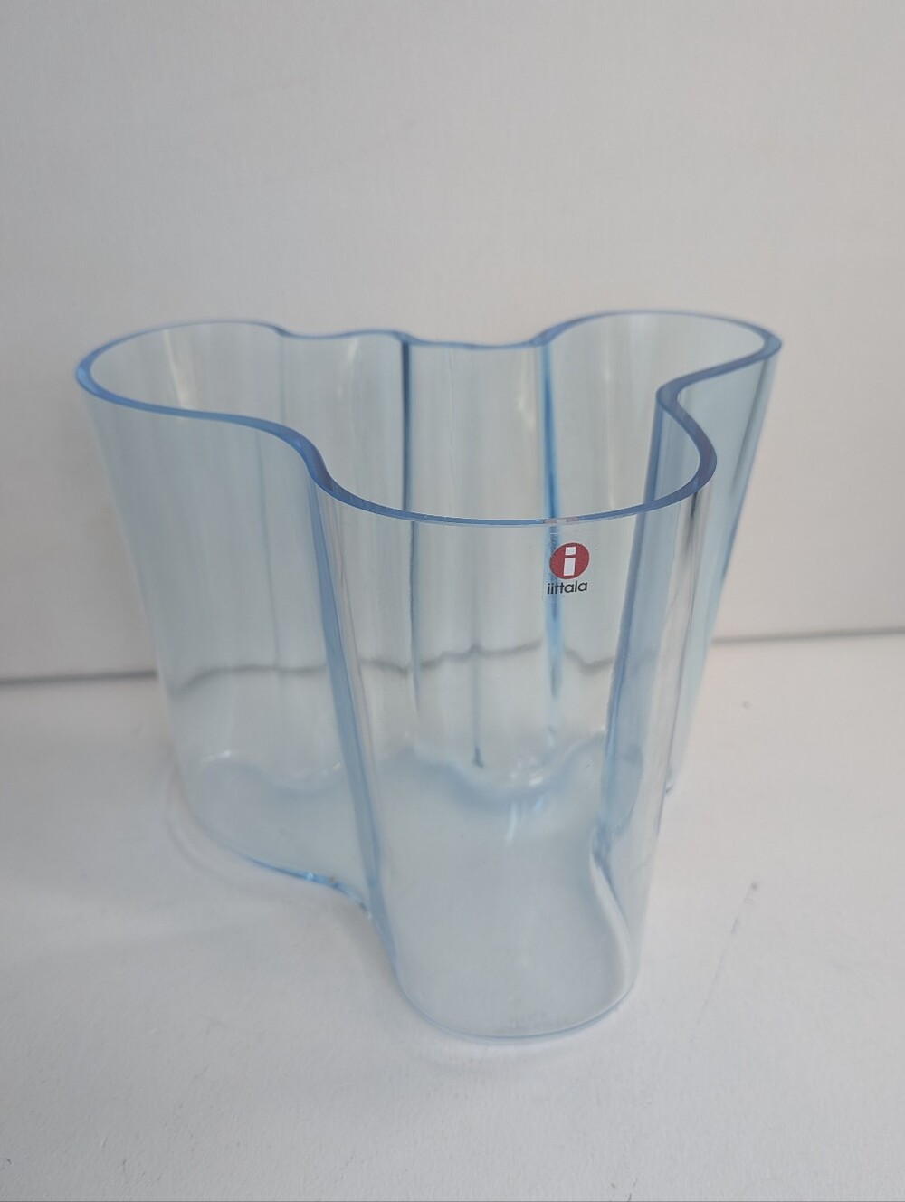 Iittala Alvar Aalto Savoy Vase W Box Light Blue 6.25" Finland Modernist Glass